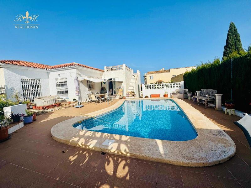 Chalet Independiente en venta La Nucia, Alicante. Ref: 2598. Real Homes