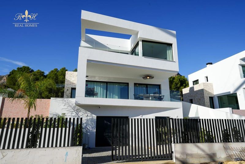 Chalet Independiente en venta Polop, Alicante. Ref: 2602. Real Homes
