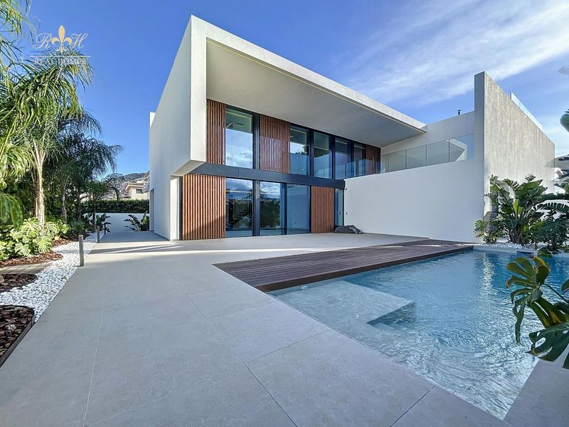 Chalet Independiente en venta El Albir, Alicante. Ref: 2614. Real Homes