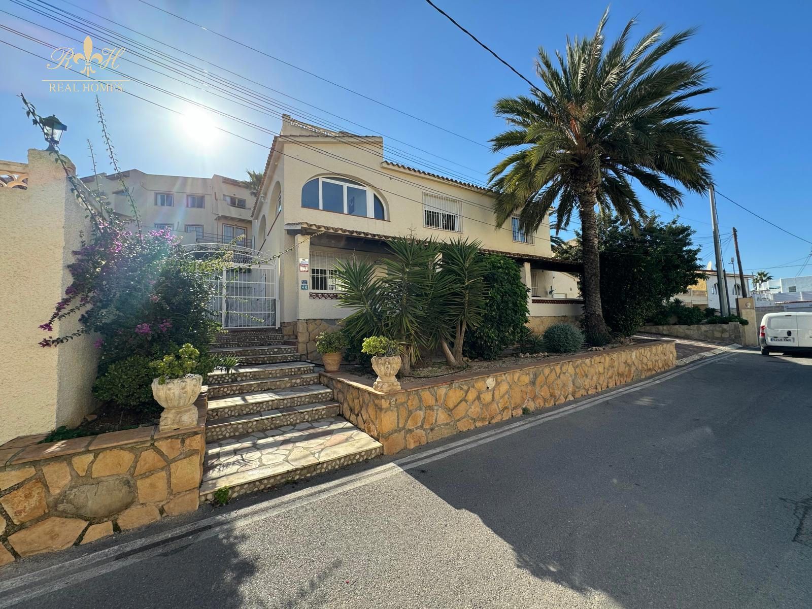 Chalet Independiente en venta El Albir, Alicante. Ref: 2627. Real Homes