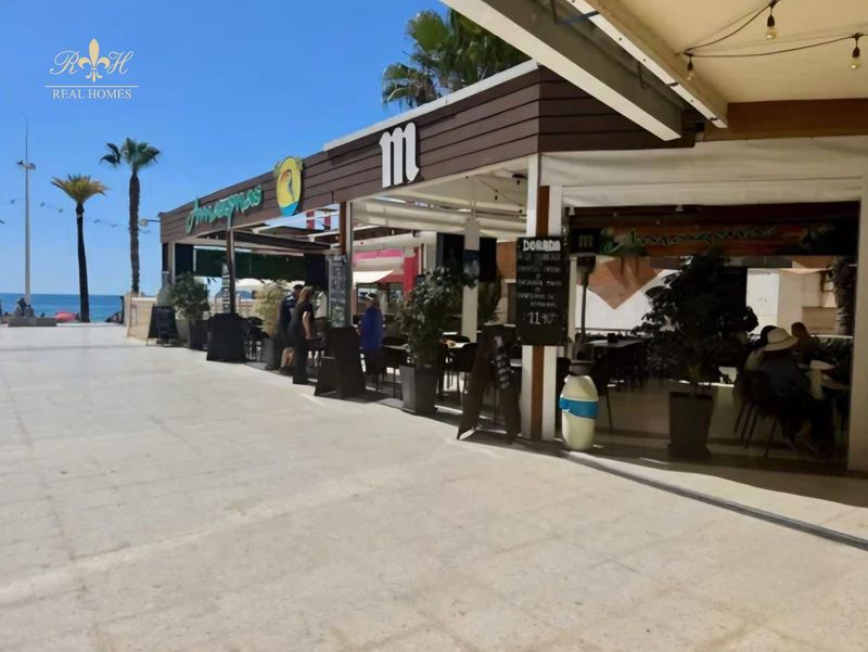 Local Comercial en alquiler y traspaso Benidorm, Alicante. Ref: 2645. Real Homes
