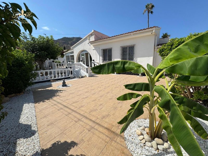 Chalet Independiente en venta El Albir, Alicante. Ref: 2663. Real Homes