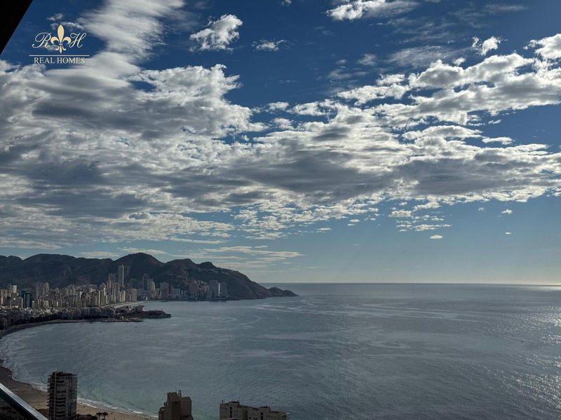 Piso en venta Benidorm, Alicante. Ref: 2673. Real Homes