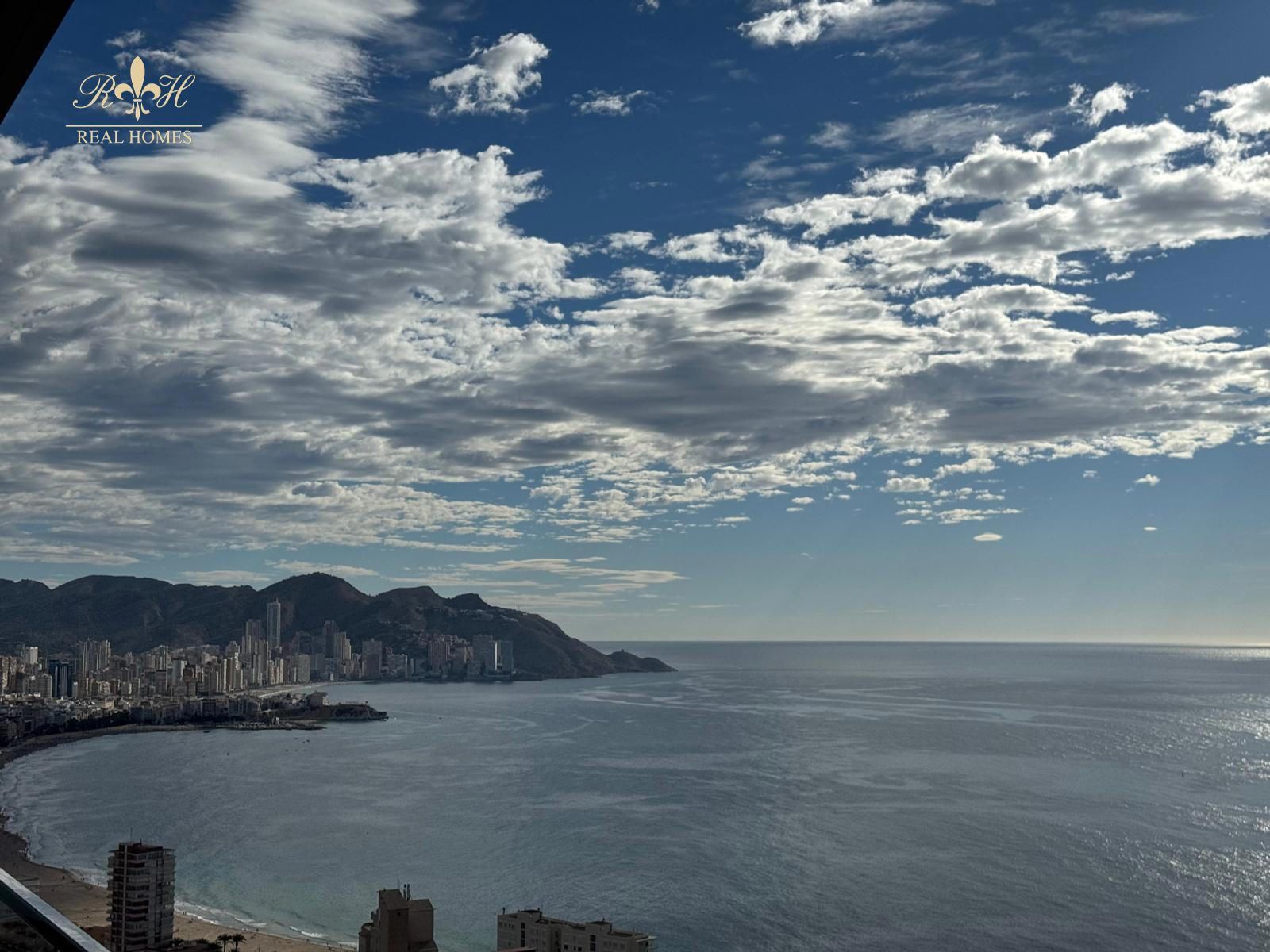 Lägenhet till salu Benidorm, Alicante. Ref: 2673. Real Homes