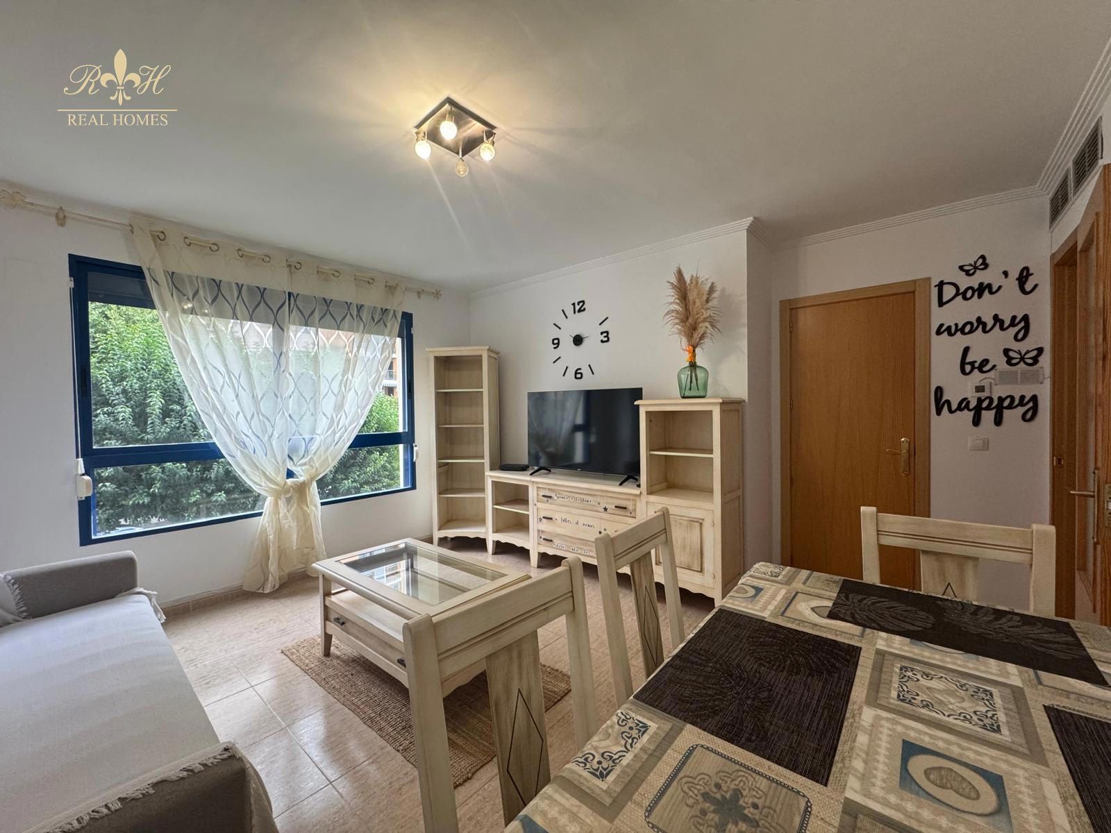 Piso en venta Villajoyosa, Alicante. Ref: 2703. Real Homes