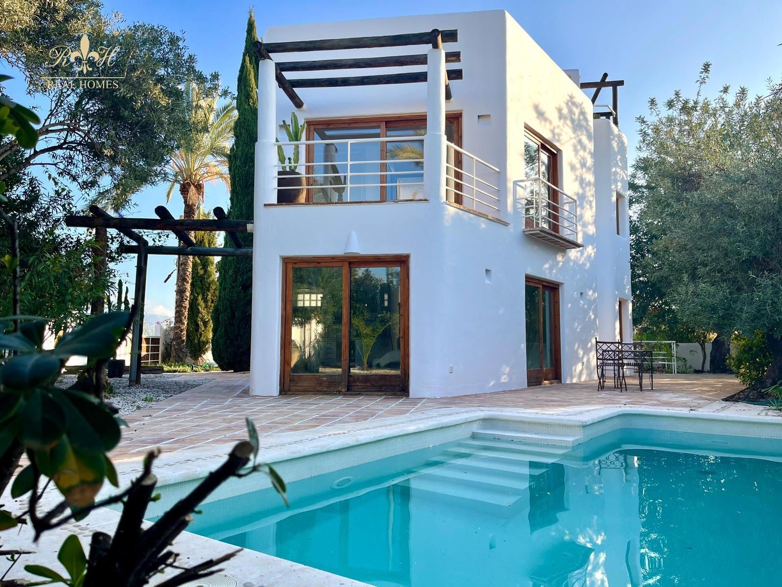 Chalet Independiente en alquiler Alfaz del Pi, Alicante. Ref: 2712. Real Homes