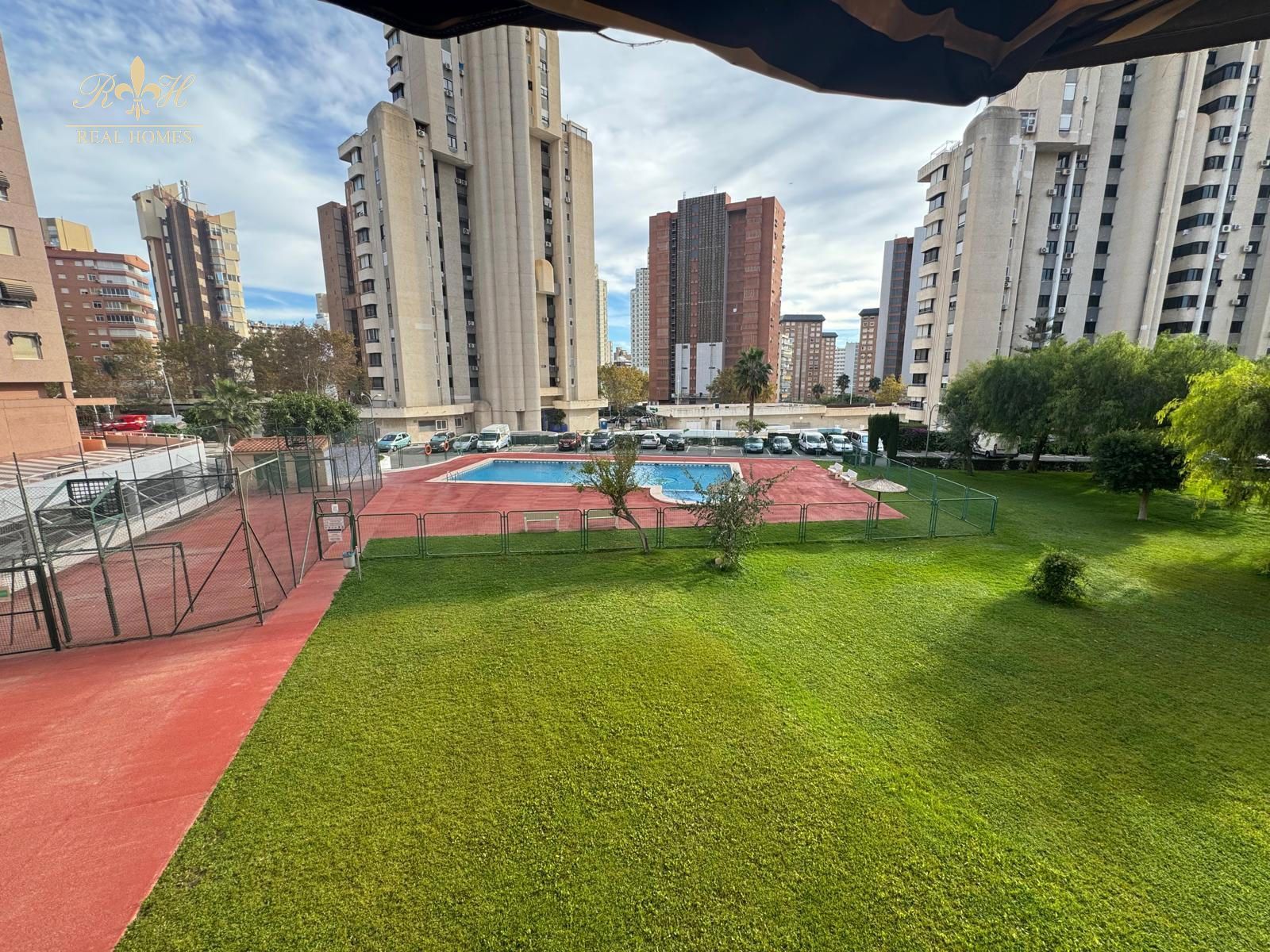 Piso en venta Benidorm, Alicante. Ref: 2715. Real Homes