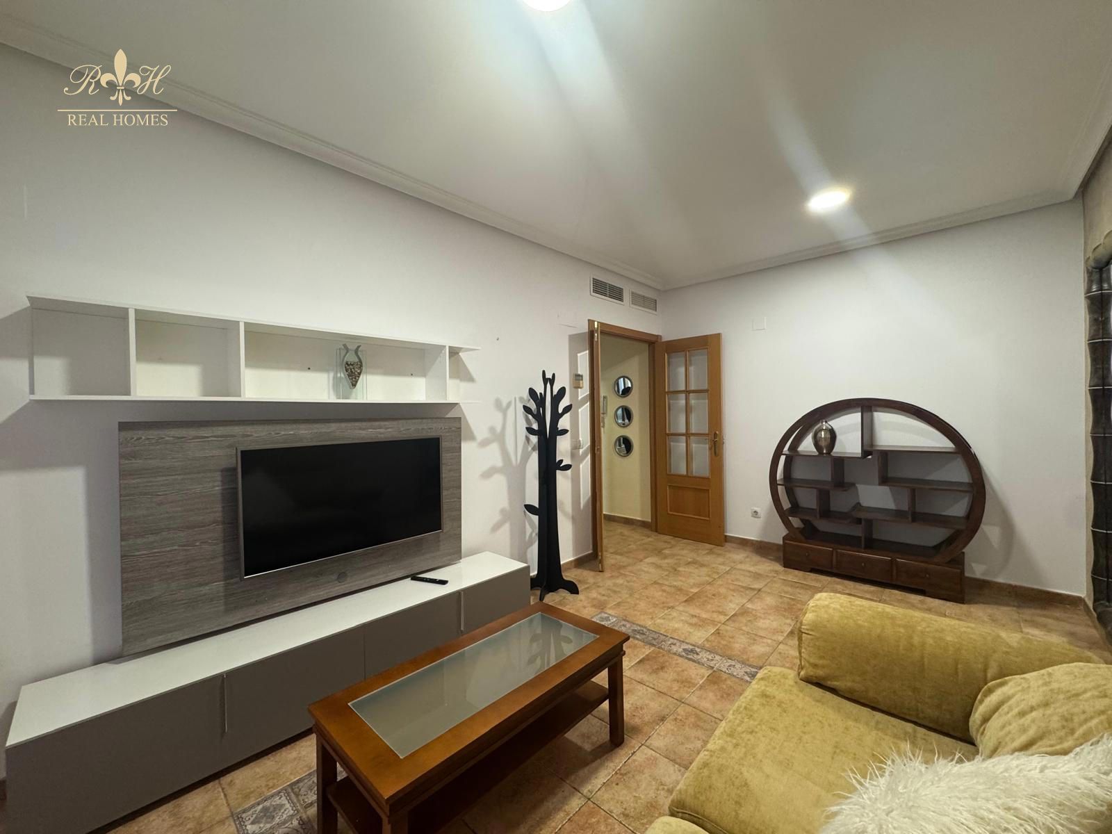 Flat for sale Villajoyosa, Alicante. Ref: 2732. Real Homes