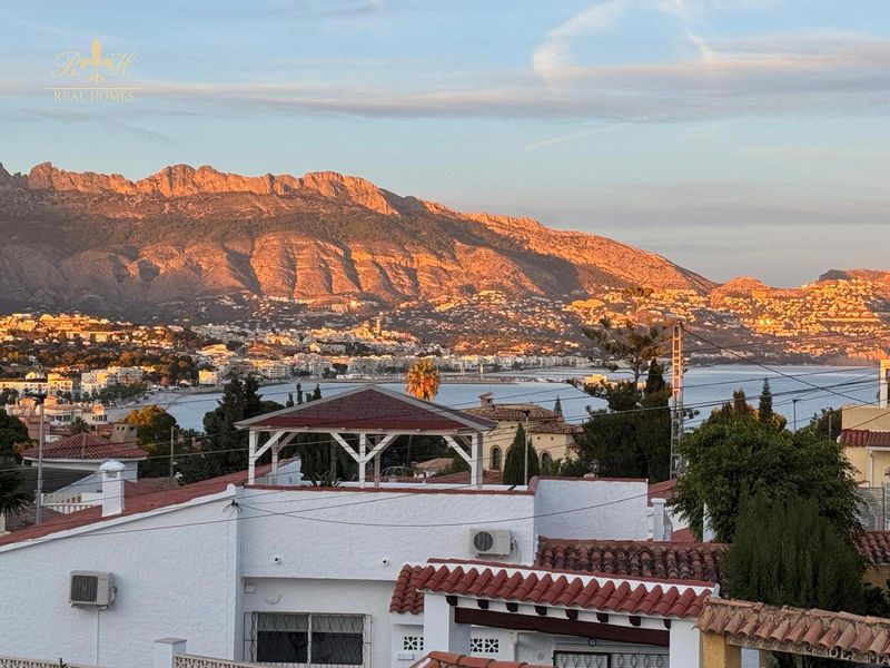 Chalet Independiente en venta El Albir, Alicante. Ref: 2774. Real Homes