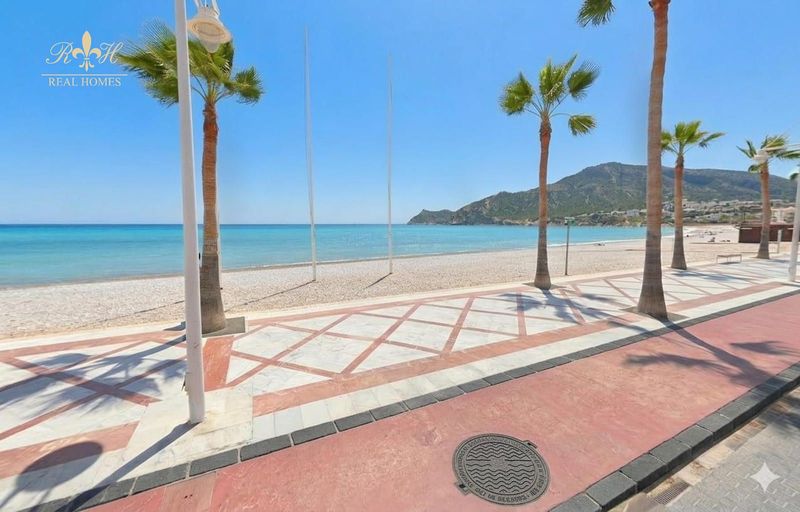 Local Comercial en traspaso El Albir, Alicante. Ref: 2775. Real Homes