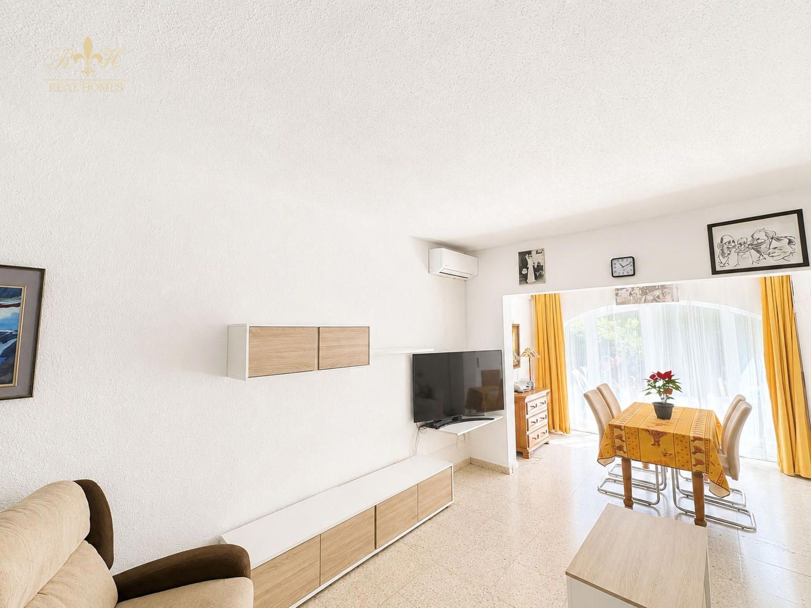 Acogedor apartamento con terraza en pleno centro del Albir