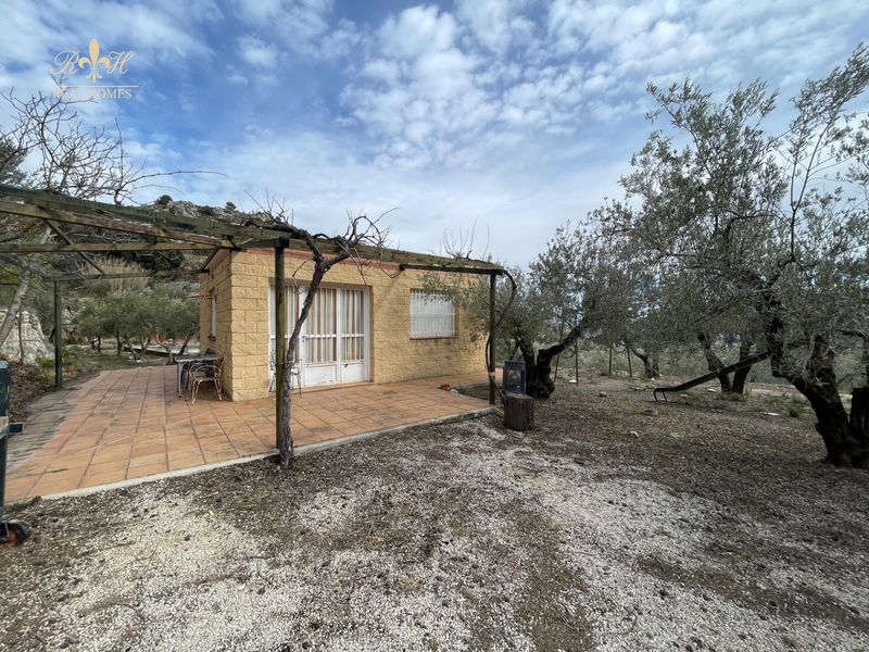 Casa en venta Confrides, Alicante. Ref: 2805. Real Homes