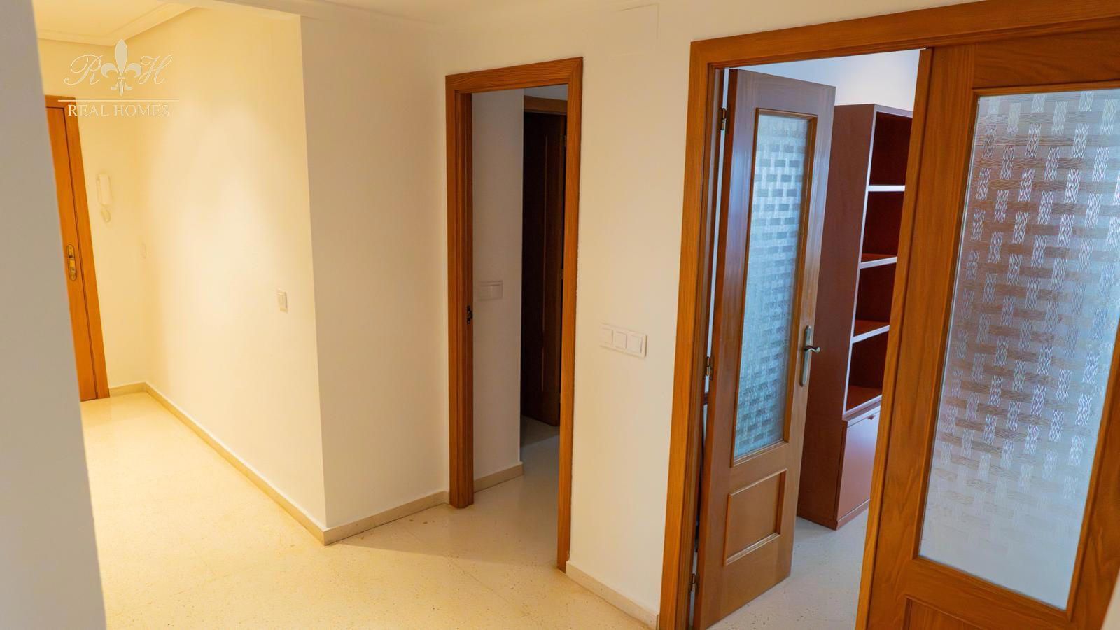 Exclusiva Vivienda con Vistas Panorámicas al Mar en la Cala de Benidorm - Foto 17