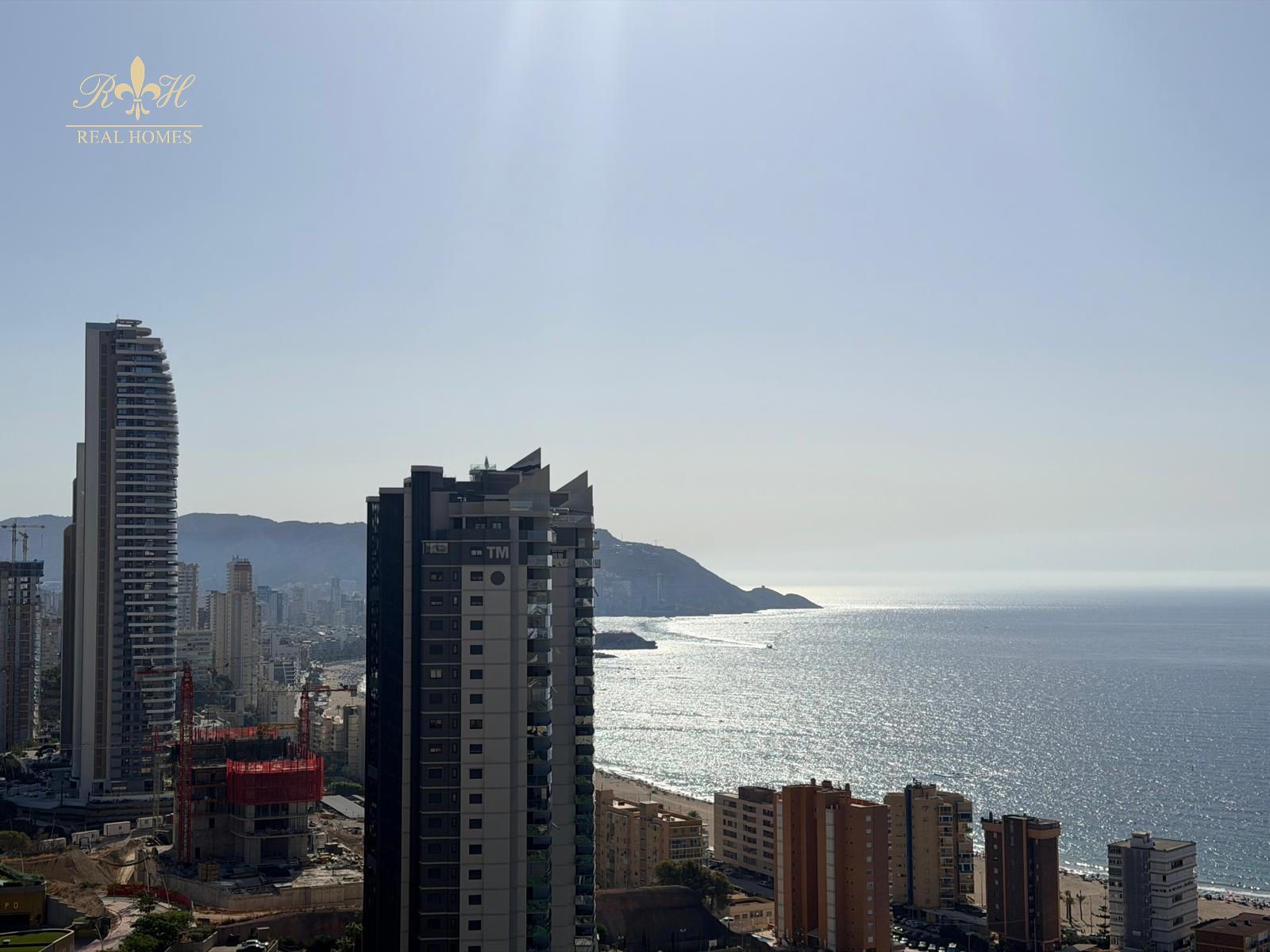 Exclusiva Vivienda con Vistas Panorámicas al Mar en la Cala de Benidorm - Foto 46