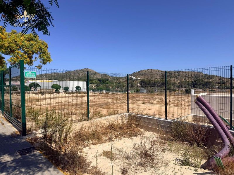 Parcela en venta Villajoyosa, Alicante. Ref: 2819. Real Homes