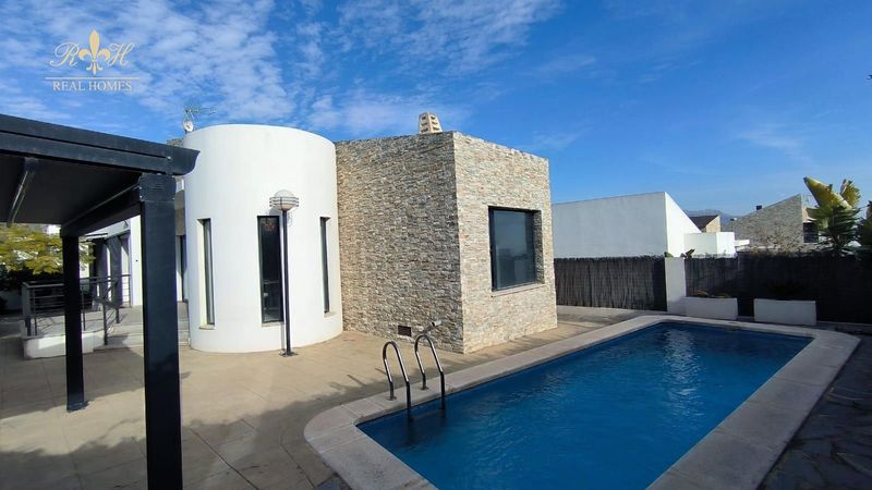 Chalet Independiente en venta Polop, Alicante. Ref: 2829. Real Homes