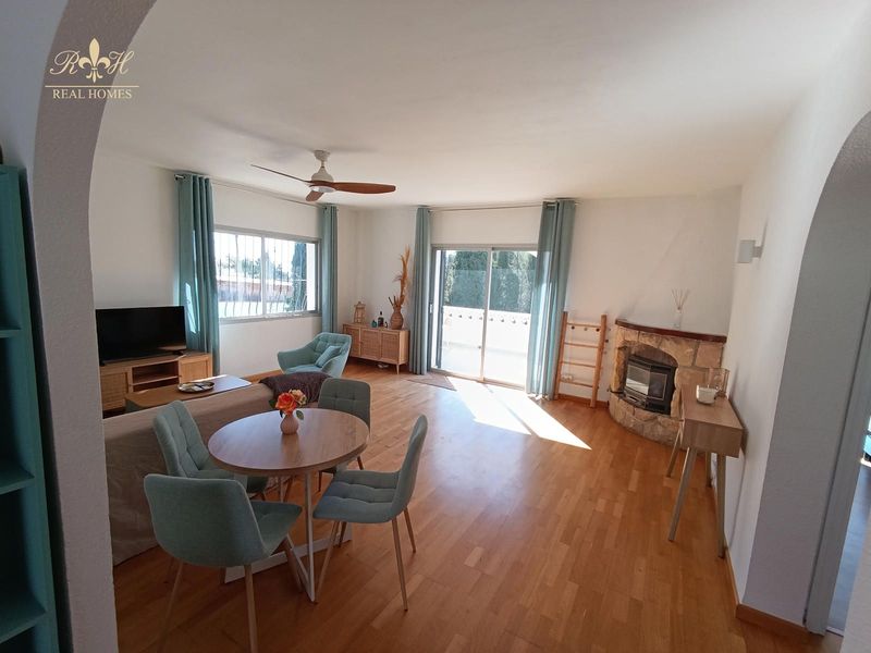 Chalet Independiente en alquiler Alfaz del Pi, Alicante. Ref: 2847. Real Homes
