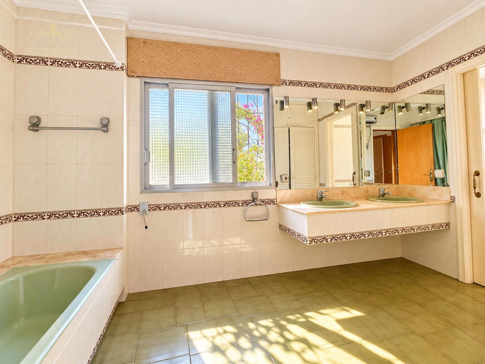 Chalet independiente de una sola planta para reformar en Benidorm - Foto 30