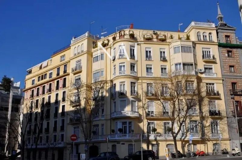 Piso en venta Madrid. Ref: 1084. The NAT Group