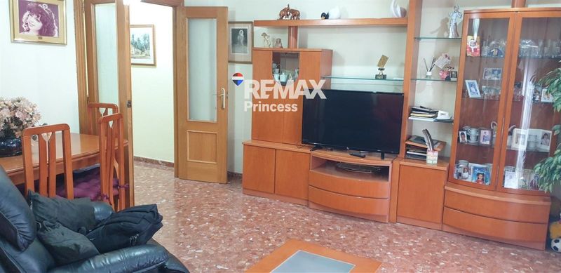 квартира на продажу Elche/Elx, Alicante. Ref: 2033. RE/MAX PRINCESS