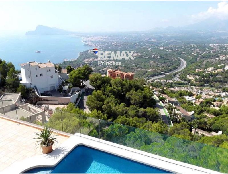 Дом на продажу Altea, Alicante. Ref: 2826. RE/MAX PRINCESS
