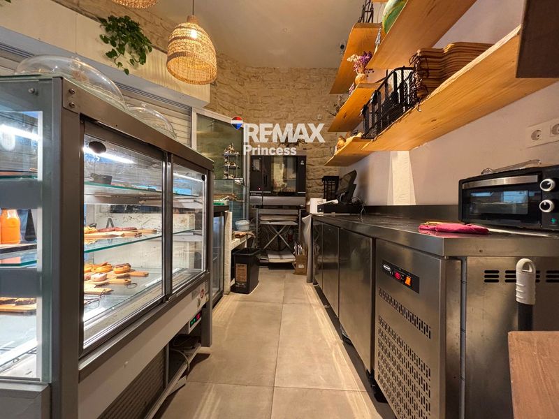 Local Comercial en traspaso Alicante/Alacant, Alicante. Ref: 3225. RE/MAX PRINCESS