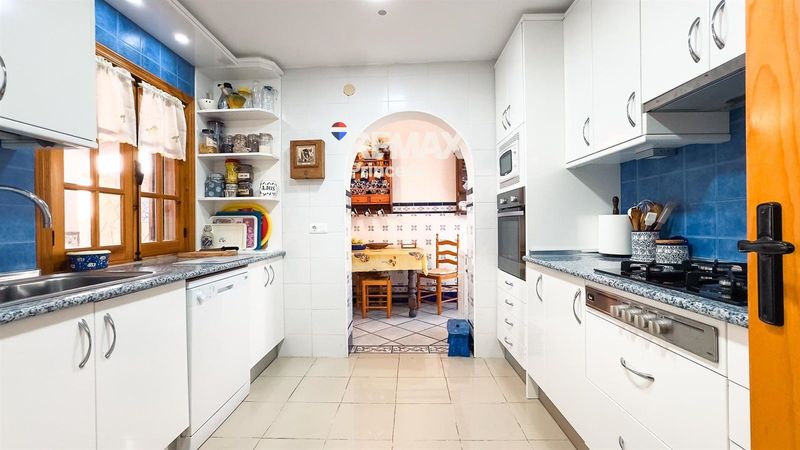 отдельная вилла на продажу La Nucia, Alicante. Ref: 3527. RE/MAX PRINCESS