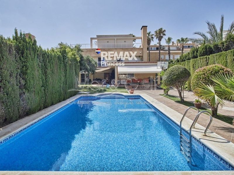 Дом на продажу Alicante/Alacant, Alicante. Ref: 3980. RE/MAX PRINCESS