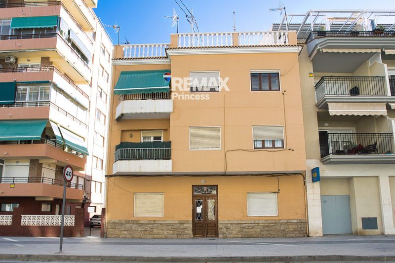 необычное здание на продажу El Campello, Alicante. Ref: 4014. RE/MAX PRINCESS