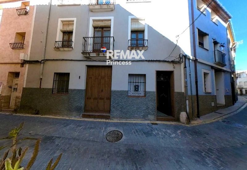 отдельная вилла на продажу Banyeres De Mariola, Alicante. Ref: 4104. RE/MAX PRINCESS