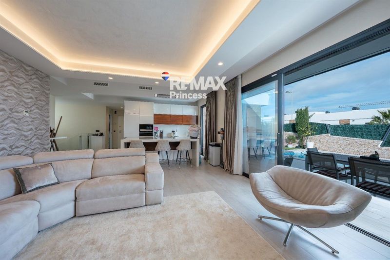 отдельная вилла на продажу Finestrat, Alicante. Ref: 4175. RE/MAX PRINCESS