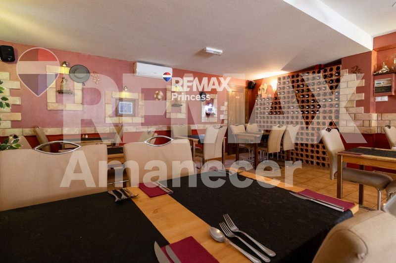 коммерческое помещение на продажу Torrevieja, Alicante. Ref: 4180. RE/MAX PRINCESS