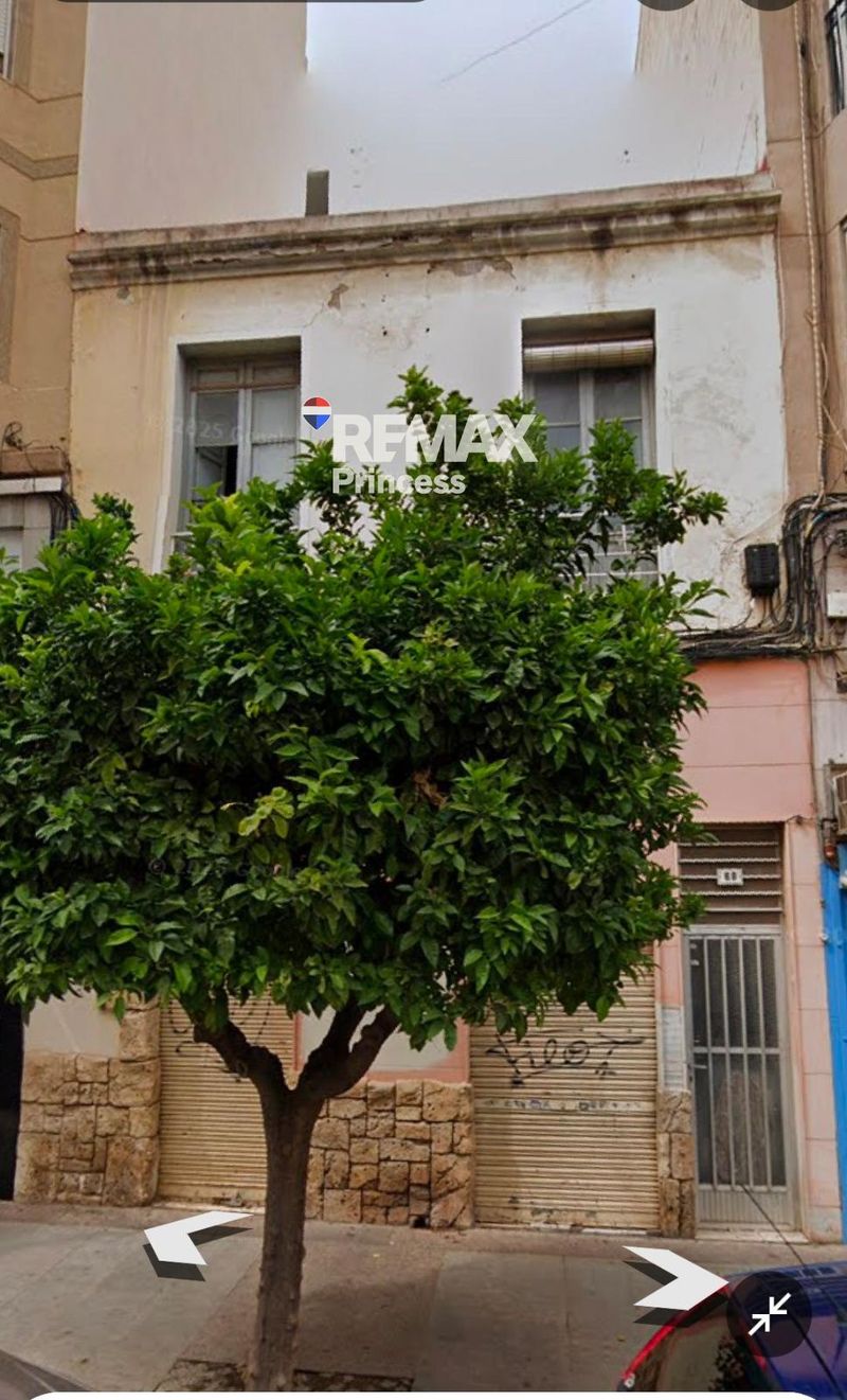 Дом на продажу Elche/Elx, Alicante. Ref: 4208. RE/MAX PRINCESS