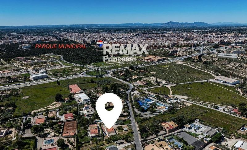 отдельная вилла на продажу Elche/Elx, Alicante. Ref: 4222. RE/MAX PRINCESS