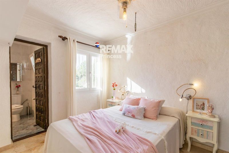 отдельная вилла на продажу Moraira, Alicante. Ref: 4244. RE/MAX PRINCESS