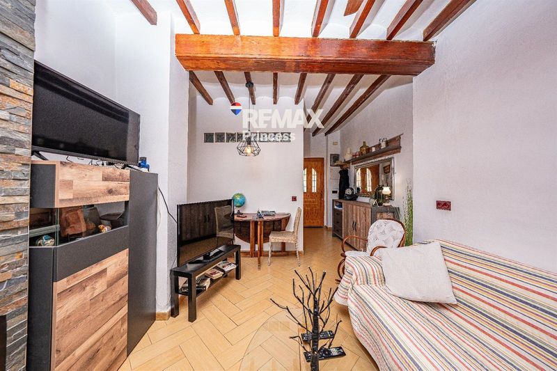 Chalet Independiente en venta Polop, Alicante. Ref: 4310. RE/MAX PRINCESS
