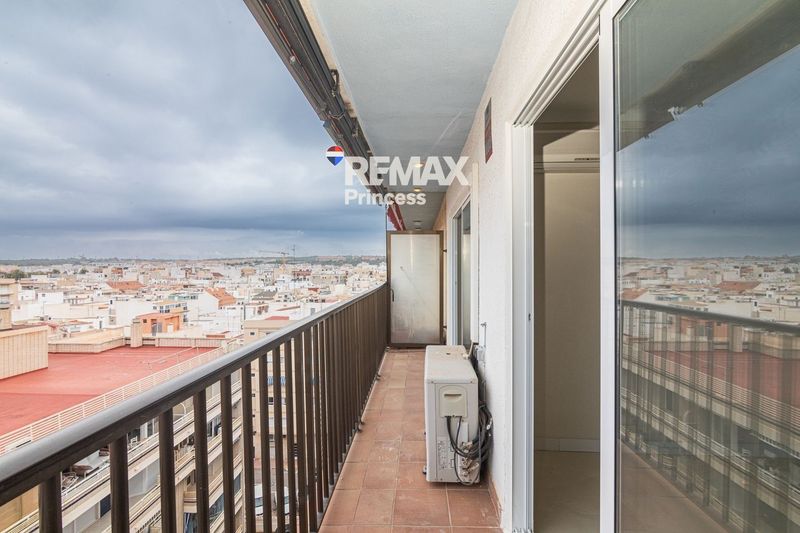Piso en venta Santa Pola, Alicante. Ref: 4319. RE/MAX PRINCESS