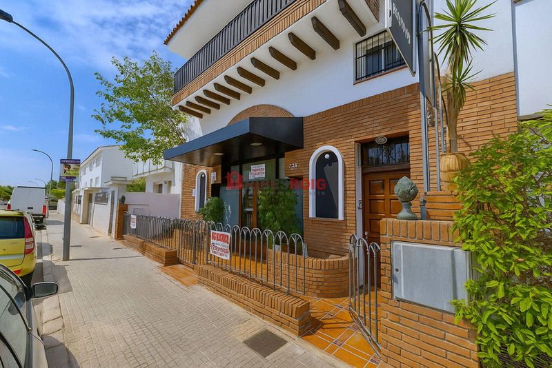 Local Comercial en alquiler Sant Pere De Ribes, Barcelona. Ref: 1387. Ribes Roig Immobiliària