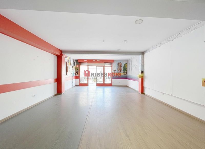 Local Comercial en alquiler Sant Pere De Ribes, Barcelona. Ref: 2658. Ribes Roig Immobiliària