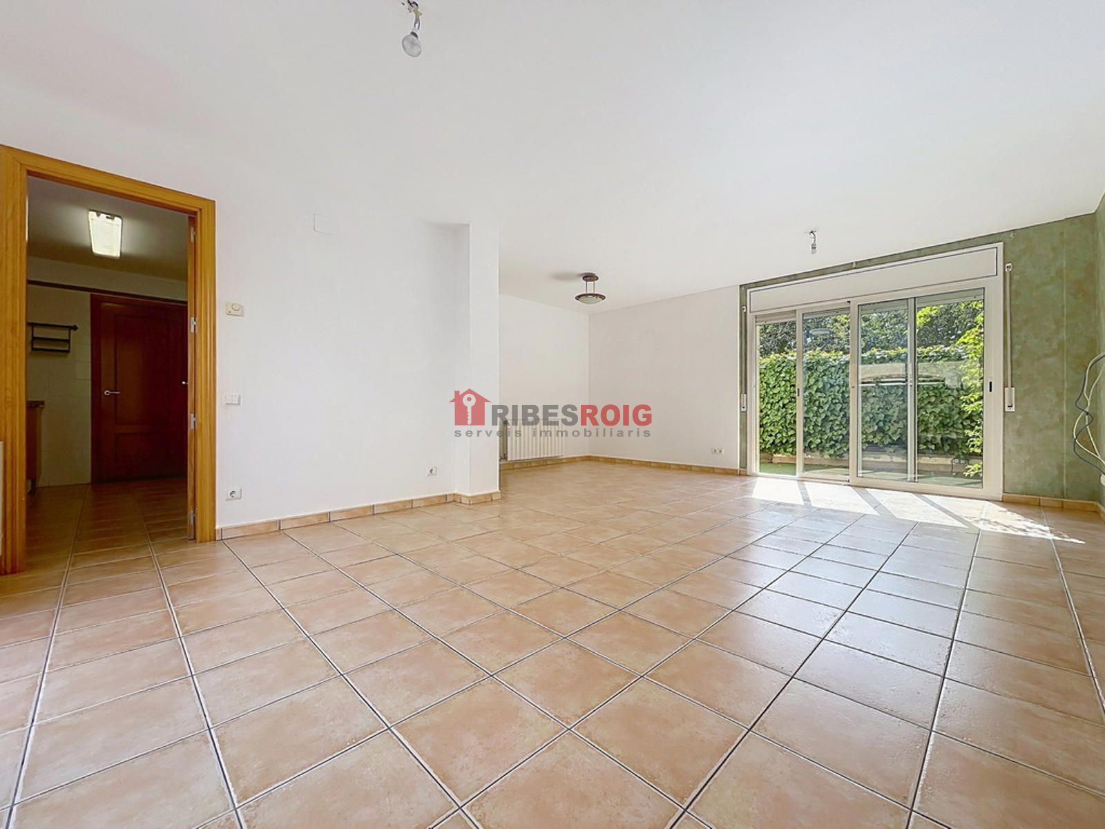 Casa adosada en zona emblemática de Ribes - Foto 3
