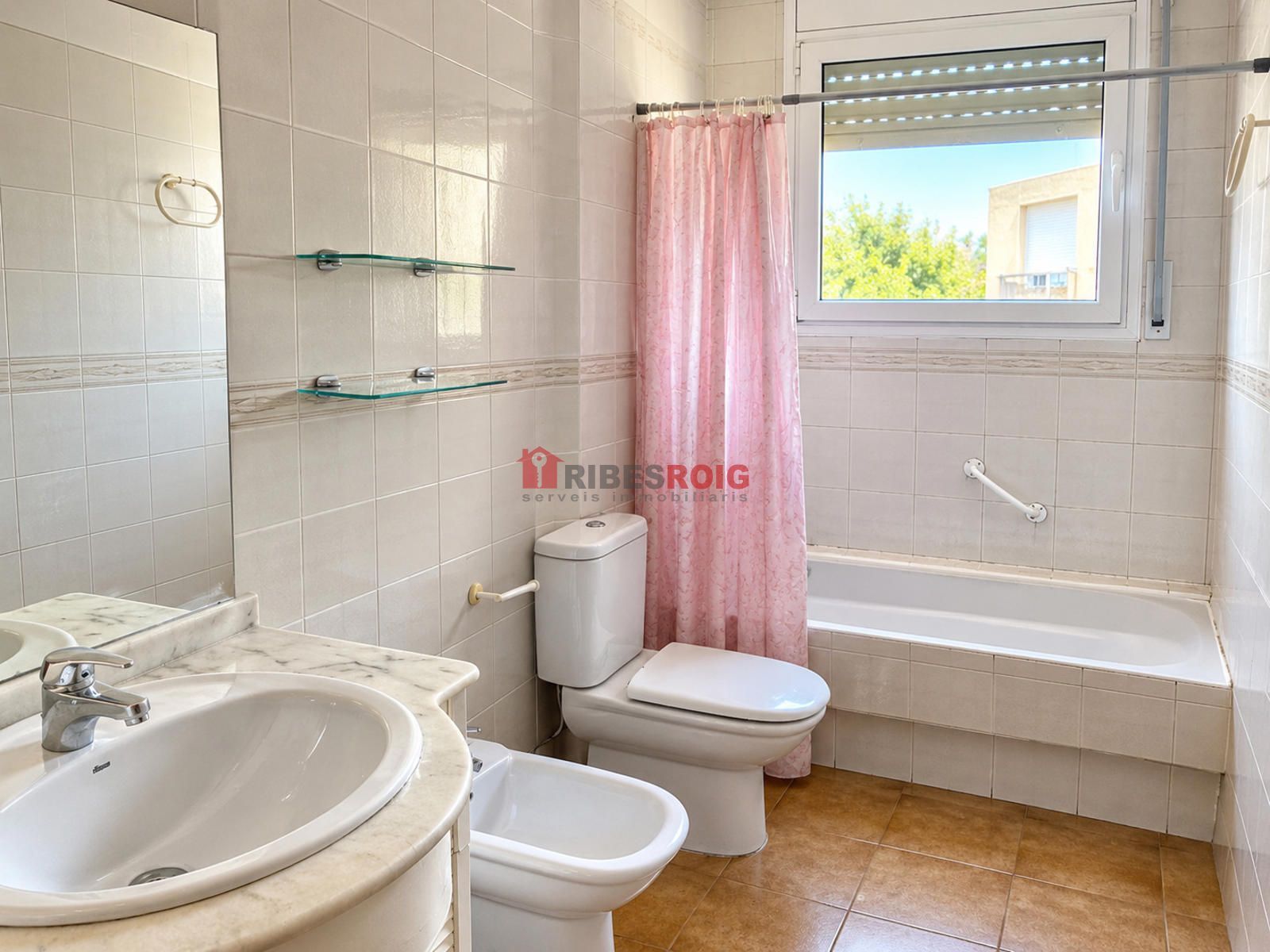 Pis al centre de Vilanova de 4 habitacions - Foto 7