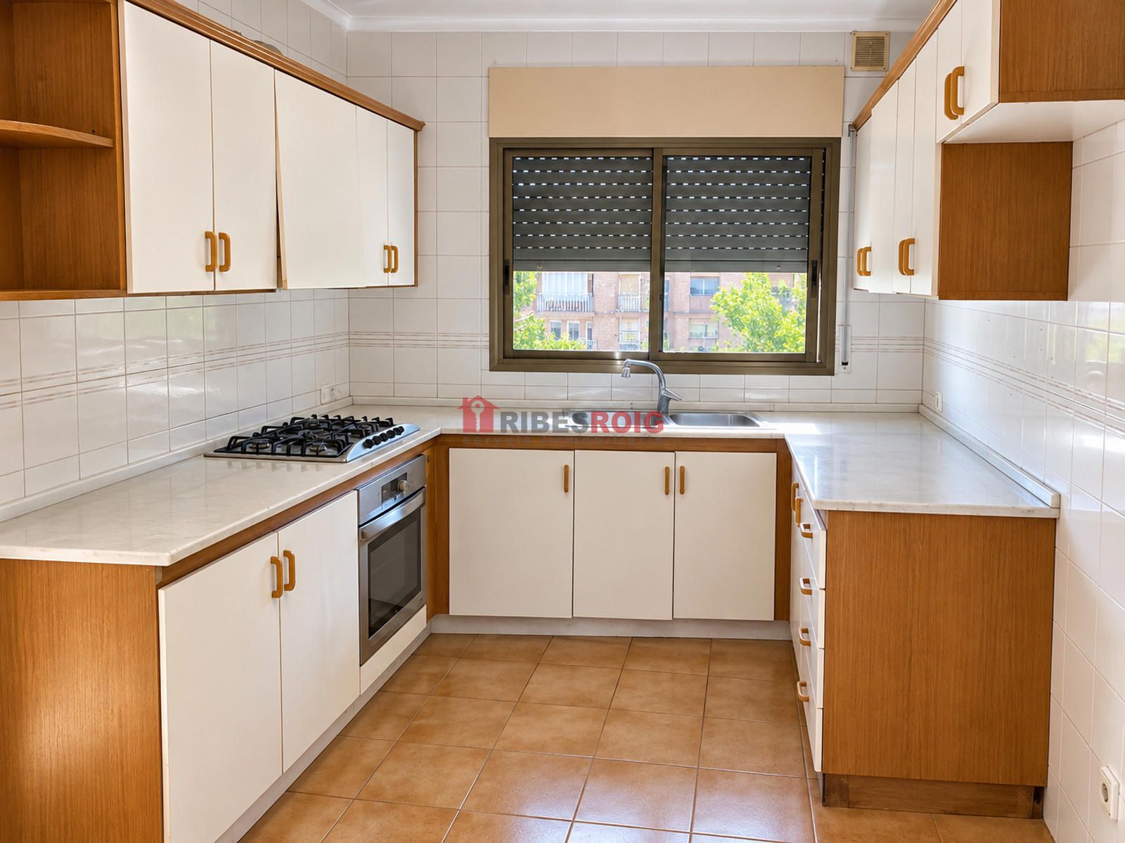 Pis al centre de Vilanova de 4 habitacions - Foto 4
