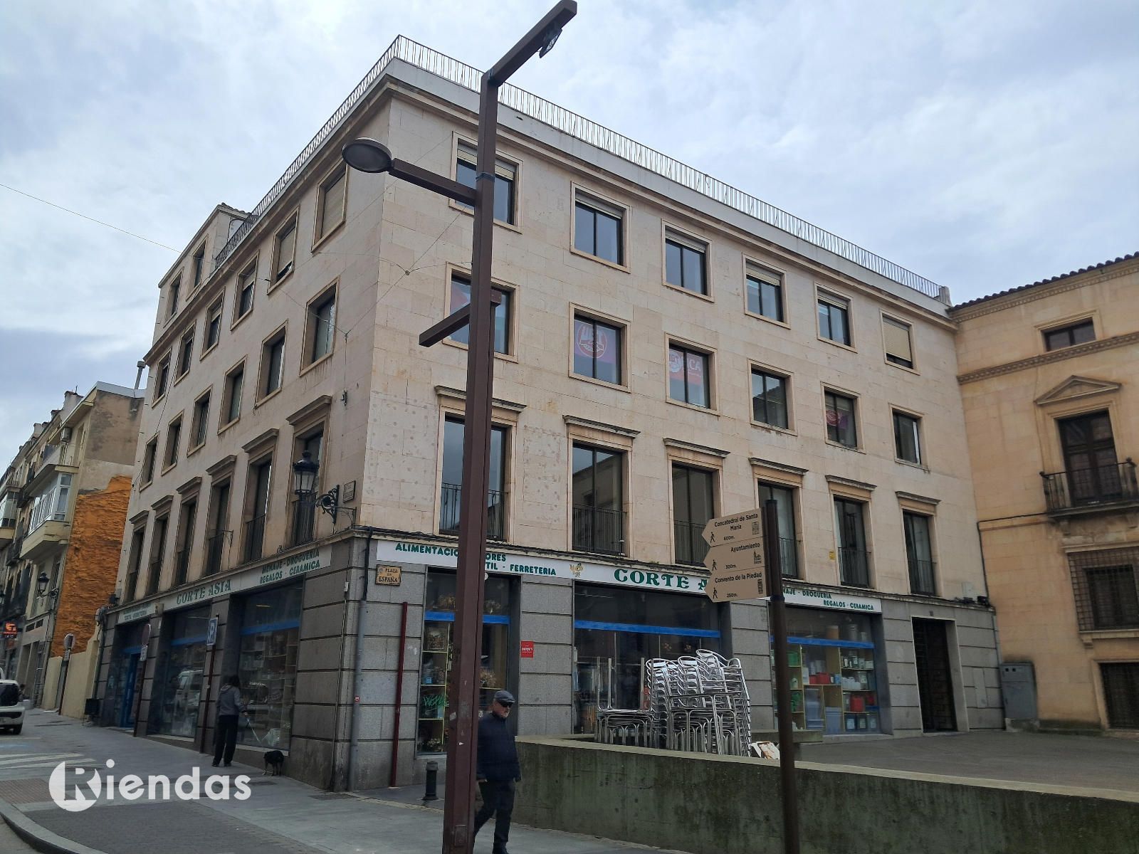 Oficina en alquiler Guadalajara. Ref: 1187. Inmobiliaria Riendas