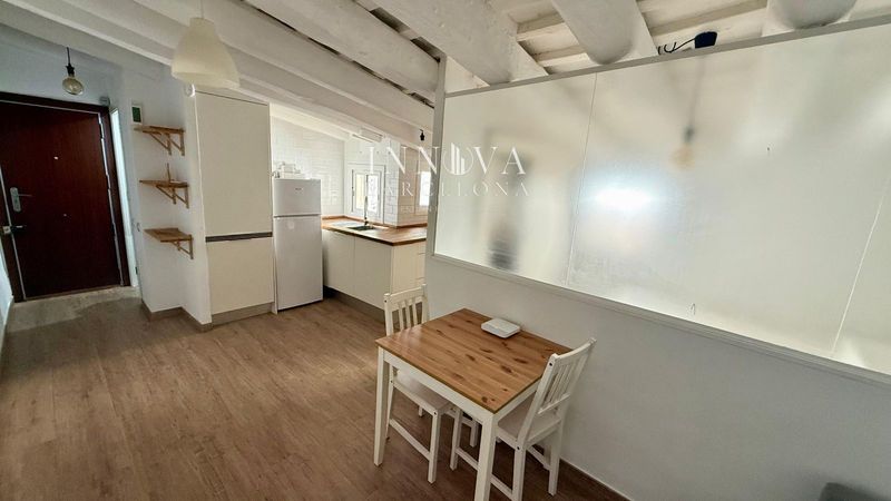 Piso en venta Barcelona. Ref: 1070. Innova Barcelona Gestión Inmobiliaria