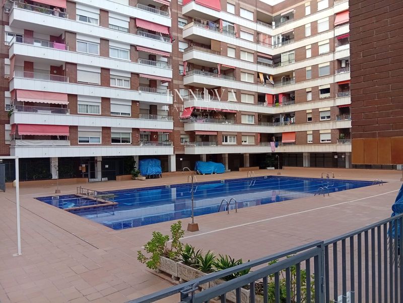 Piso en venta Barcelona. Ref: 1075. Innova Barcelona Gestión Inmobiliaria