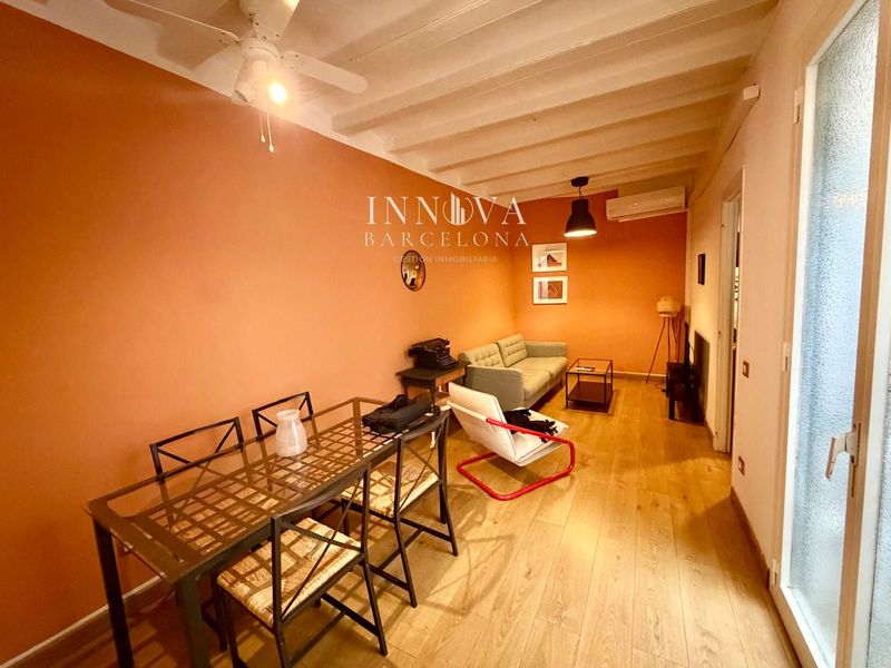 Flat for sale Barcelona. Ref: 1084. Innova Barcelona Gestión Inmobiliaria