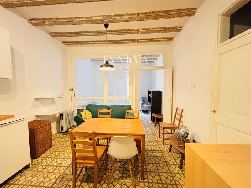 Flat for sale Barcelona. Ref: 1086. Innova Barcelona Gestión Inmobiliaria