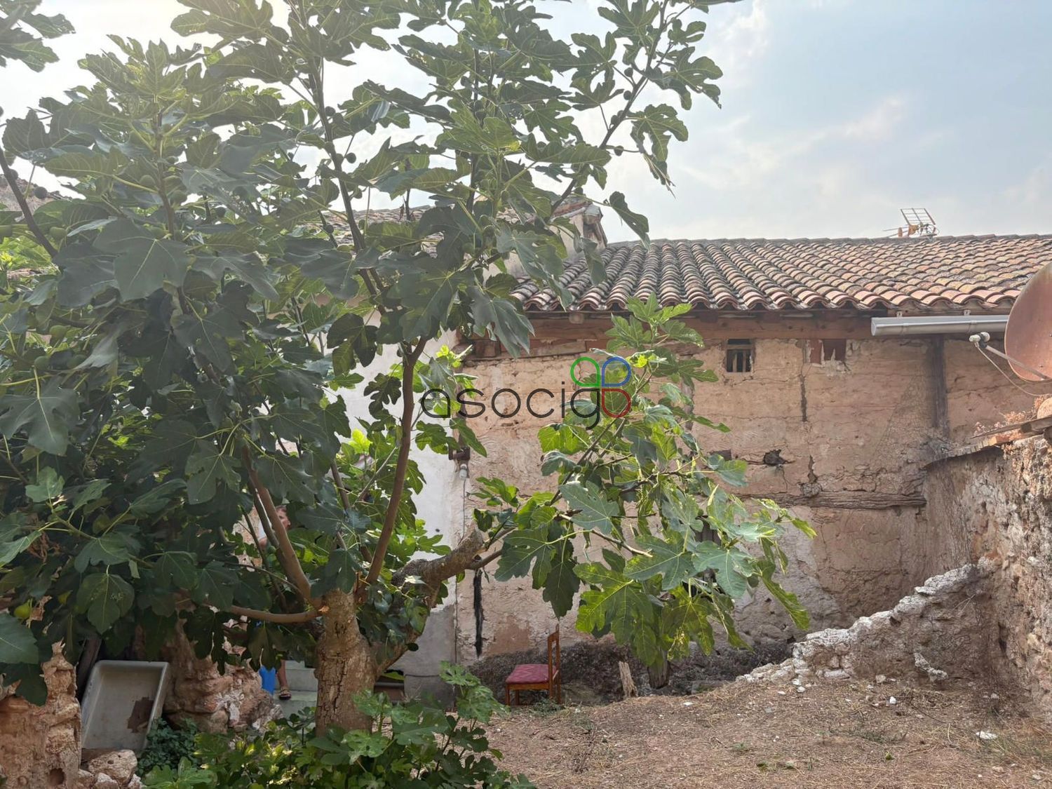 Chalet Independiente en venta Jadraque, Guadalajara. Ref: 3339. Robledo Espacio Inmobiliario