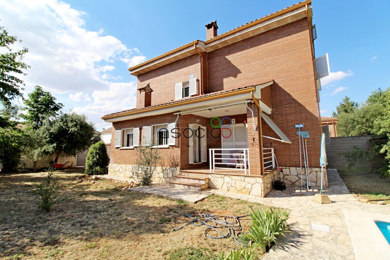 Chalet Independiente en venta Cabanillas del Campo, Guadalajara. Ref: 3403. Robledo Espacio Inmobiliario