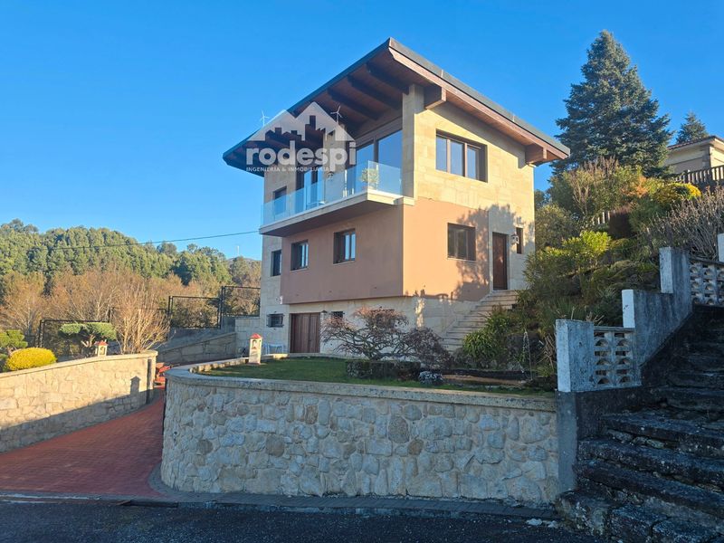 Chalet Independiente en venta A Cañiza, Pontevedra. Ref: 1053. Rodespi -  Soluciones Para el Rural